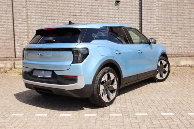 Ford Explorer (2026) thumbnail 8