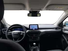 Ford Focus (2021) thumbnail 11