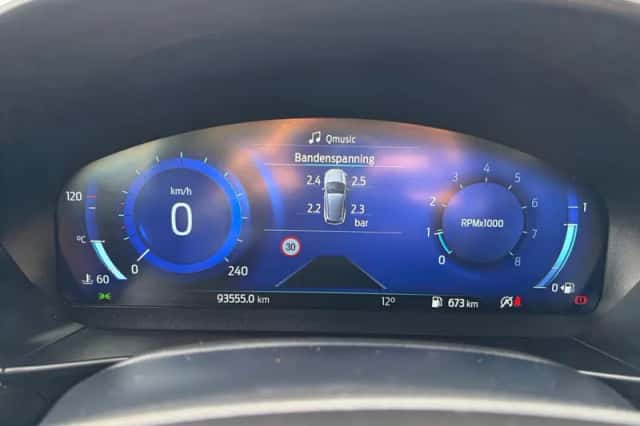 Ford Focus (2021) thumbnail 13
