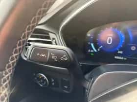 Ford Focus (2021) thumbnail 14