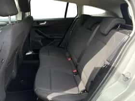 Ford Focus (2021) thumbnail 30