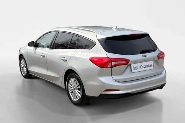 Ford Focus (2021) thumbnail 7
