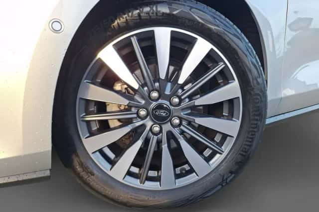 Ford Focus (2024) thumbnail 2