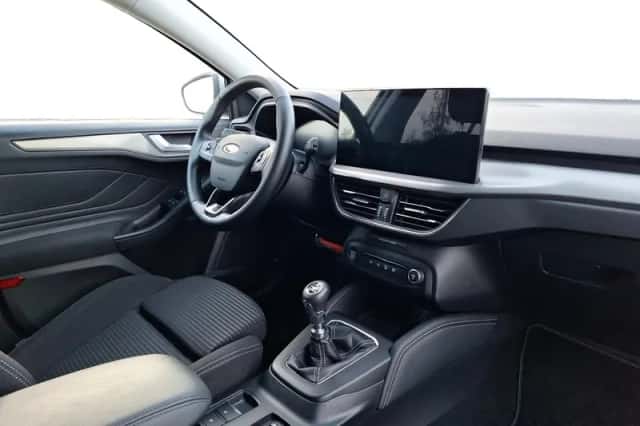 Ford Focus (2024) thumbnail 16