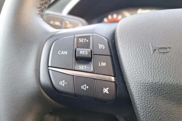 Ford Focus (2024) thumbnail 22