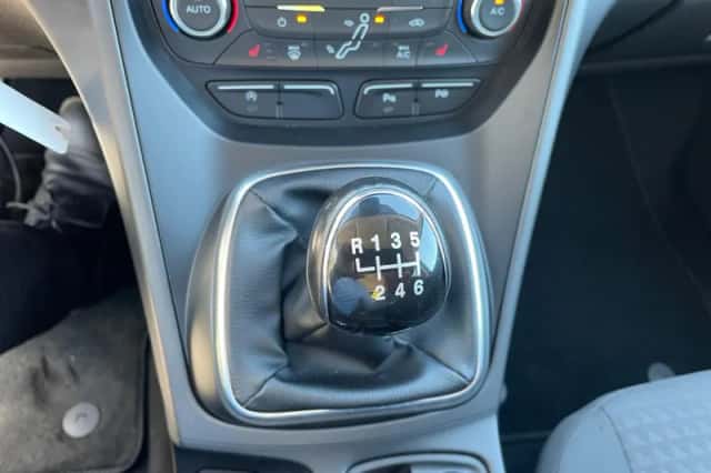 Ford Grand C-Max (2019) thumbnail 18