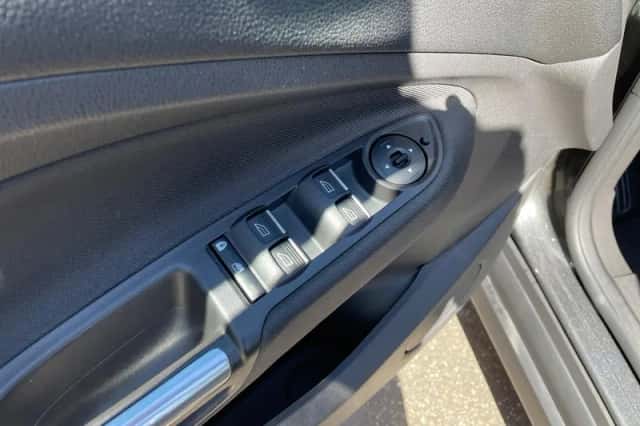 Ford Grand C-Max (2019) thumbnail 21