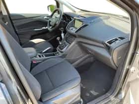 Ford Grand C-Max (2019) thumbnail 32