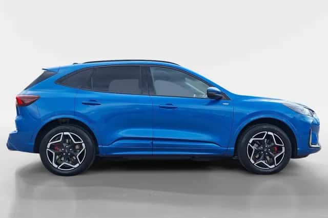 Ford Kuga (2026) thumbnail 4
