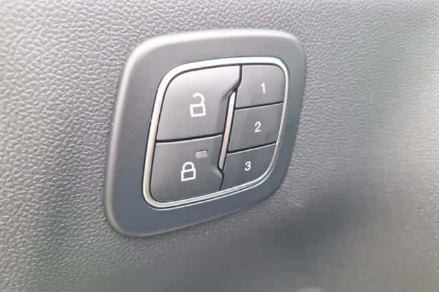 Ford Kuga (2026) thumbnail 38