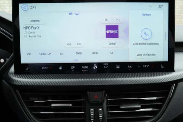 Ford Kuga (2026) thumbnail 44