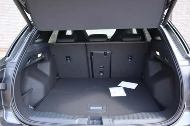 Ford Explorer (2026) thumbnail 13