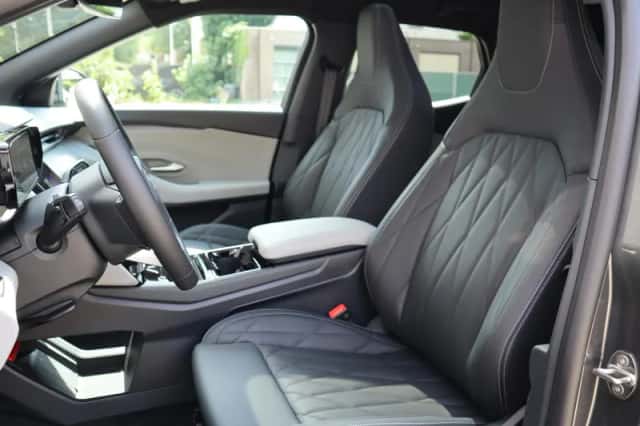 Ford Explorer (2026) thumbnail 22