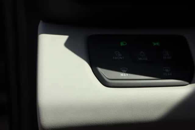 Ford Explorer (2026) thumbnail 24