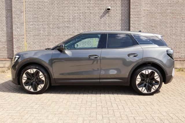 Ford Explorer (2026) thumbnail 7