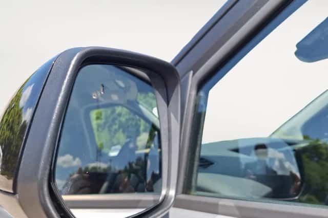 Ford E-Transit Courier (2026) thumbnail 11