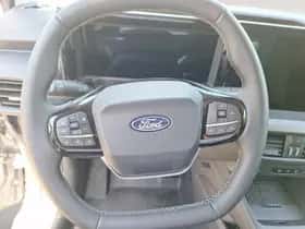 Ford E-Transit Courier (2026) thumbnail 14