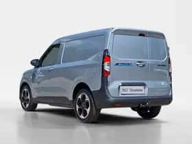 Ford E-Transit Courier (2026) thumbnail 7