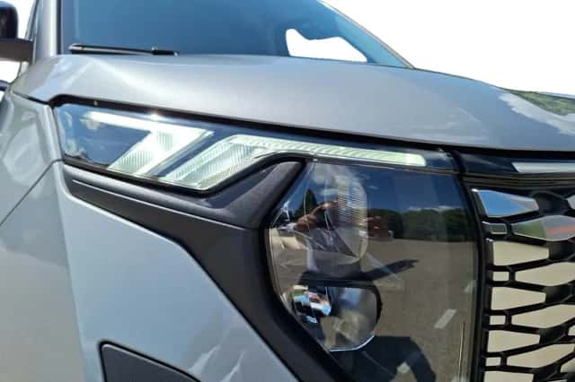 Ford E-Transit Courier (2026) thumbnail 9