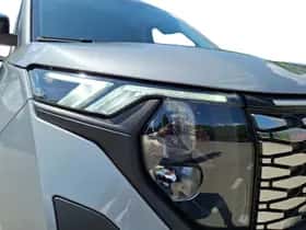 Ford E-Transit Courier (2026) thumbnail 9