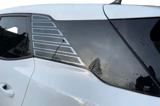 Ford Explorer (2026) thumbnail 8