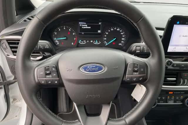 Ford Fiesta (2021) thumbnail 13