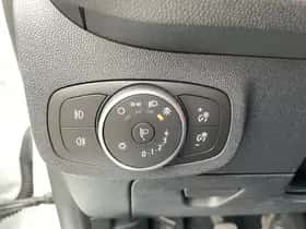 Ford Fiesta (2021) thumbnail 23
