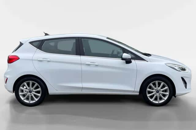 Ford Fiesta (2021) thumbnail 4