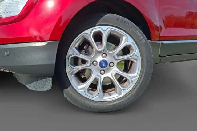 Ford EcoSport (2018) thumbnail 2