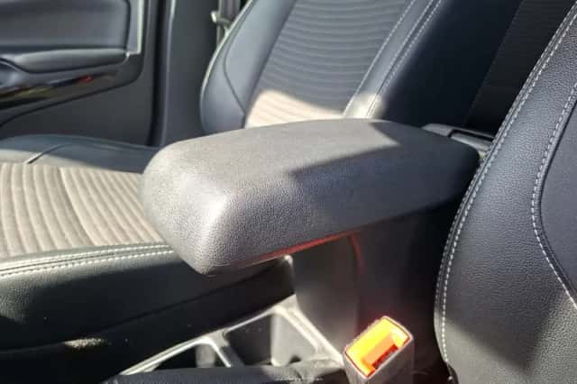 Ford EcoSport (2018) thumbnail 21