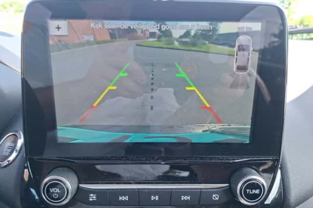 Ford EcoSport (2018) thumbnail 26