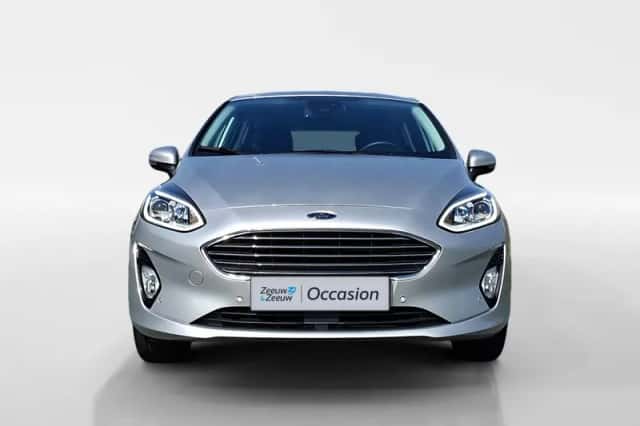 Ford Fiesta (2021) thumbnail 3