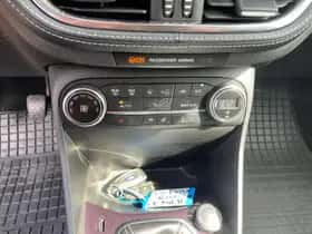 Ford Fiesta (2018) thumbnail 17