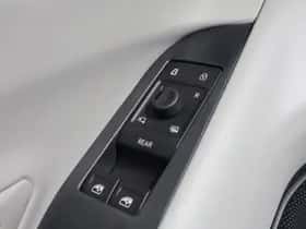 Ford Explorer (2026) thumbnail 12