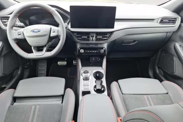Ford Kuga (2026) thumbnail 23
