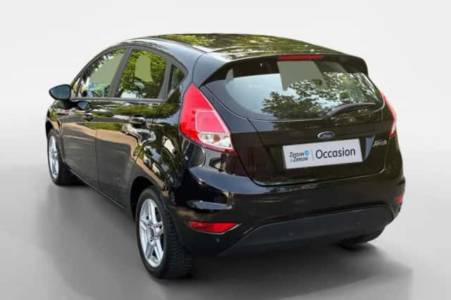 Ford Fiesta (2016) thumbnail 7