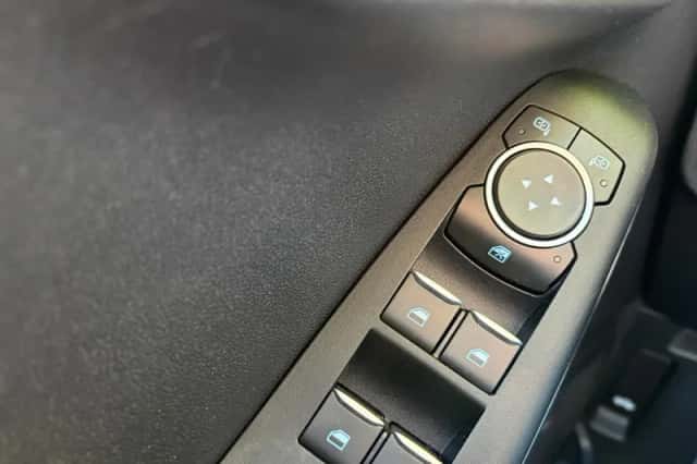 Ford Fiesta (2020) thumbnail 24