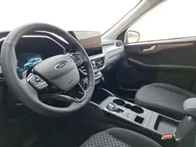 Ford Kuga (2026) thumbnail 12