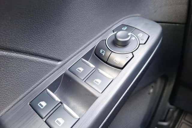 Ford Kuga (2026) thumbnail 25