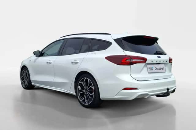 Ford Focus (2023) thumbnail 11