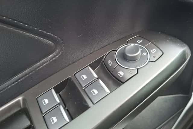 Ford Focus (2023) thumbnail 22