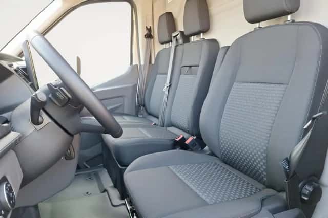Ford Transit (2024) thumbnail 11