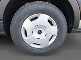 Ford Transit (2024) thumbnail 8