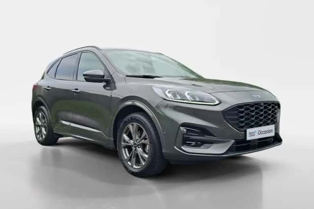 Ford Kuga (2023) thumbnail 5