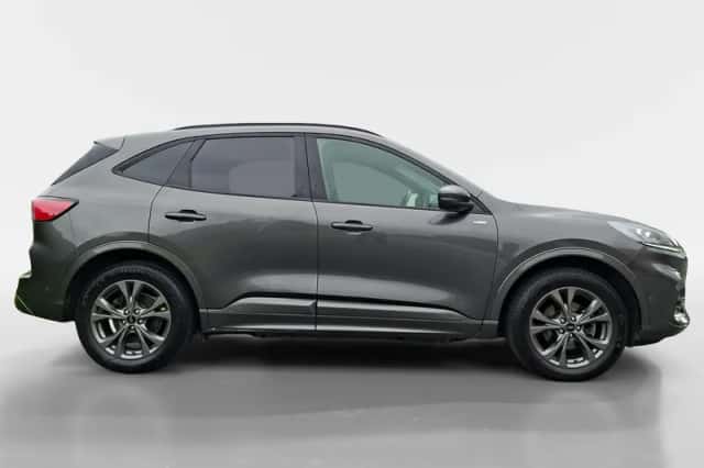 Ford Kuga (2023) thumbnail 6