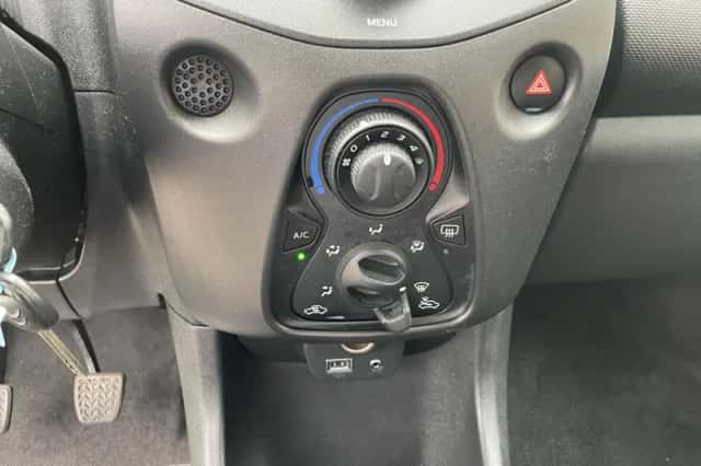 Citroën C1 (2016) thumbnail 16