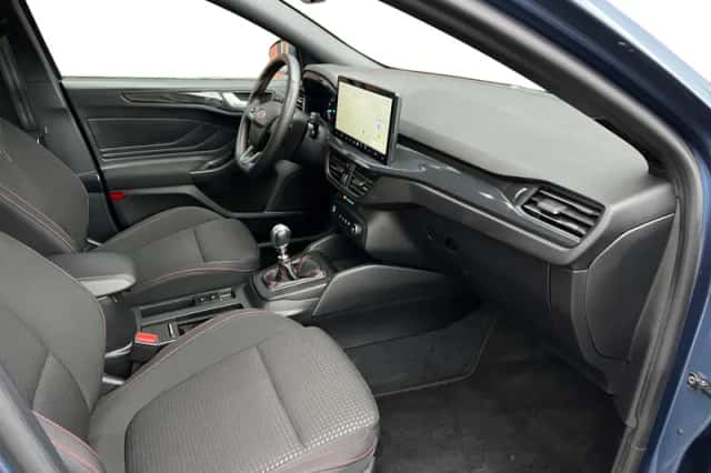 Ford Focus (2023) thumbnail 13