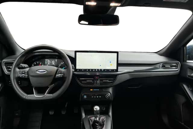 Ford Focus (2023) thumbnail 16