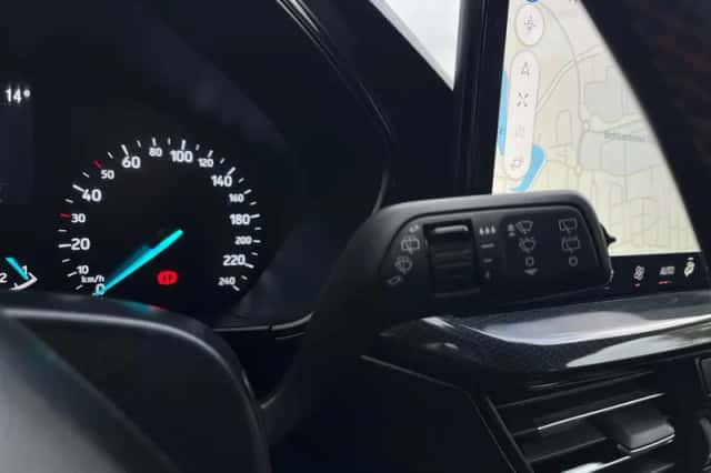 Ford Focus (2023) thumbnail 21