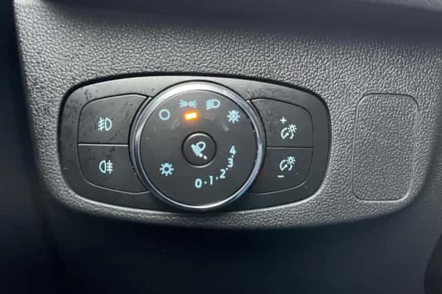 Ford Focus (2023) thumbnail 30